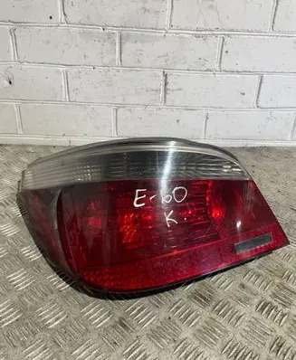 BMW 5 E60 E61 Rear/tail lights 6910767 2VP008679