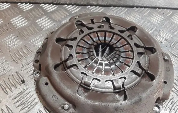 Ford Fiesta Pressure plate 