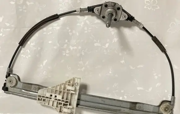 Mitsubishi Colt Rear door manual window regulator RA2486