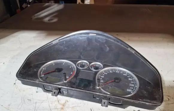 Ford Galaxy Speedometer (instrument cluster) 7M7920820J