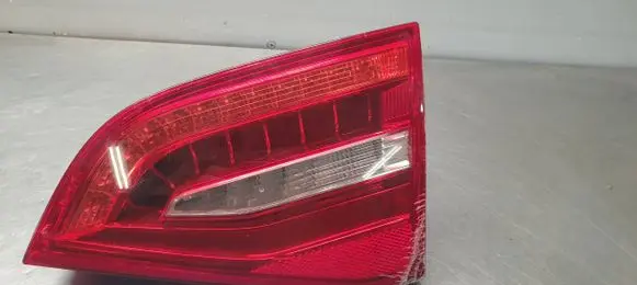 Audi A4 S4 B8 8K Tailgate rear/tail lights 8K9945094E
