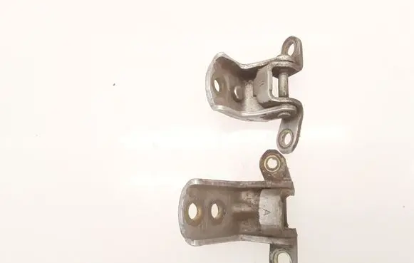 Nissan Primera Rear door hinge set 