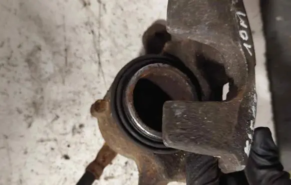 Ford Fiesta Rear brake caliper