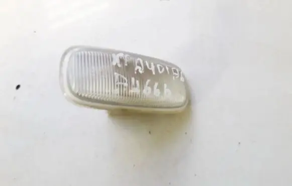 Audi A6 S6 C5 4B Front fender indicator light 2398