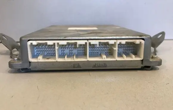 Subaru Forester SG Engine control unit/module 22611AM030
