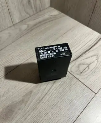 BMW 5 E39 Other control units/modules 37141092396 05103000 110187