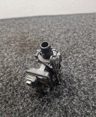 BMW i4 Electric auxiliary coolant/water pump 9462114