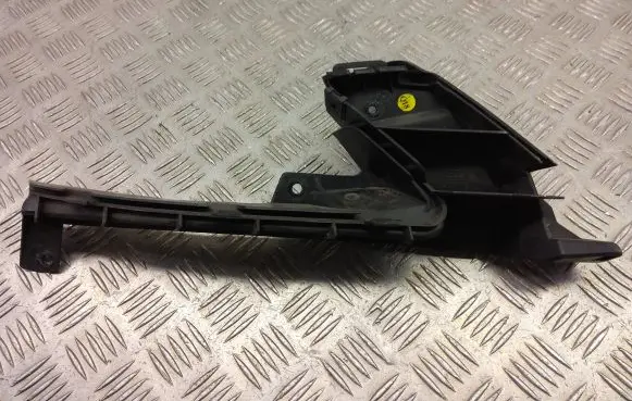 Peugeot RCZ Rear bumper mounting bracket 374496693 YM21901177