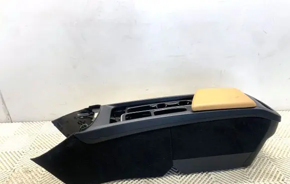 Volvo XC60 Center console 31417518