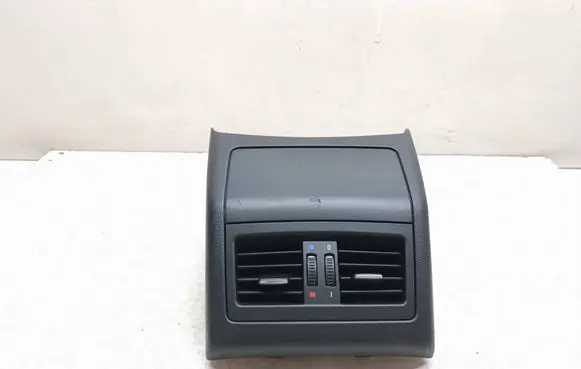 BMW 3 E90 E91 Rear air vent grill 7132381 51167132381