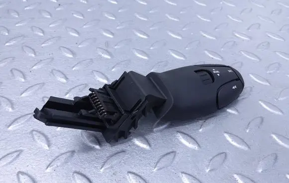 Other switches/knobs/shifts