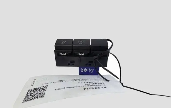 Peugeot 308 Traction control (ASR) switch 98033305