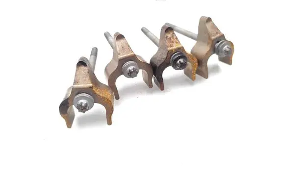 BMW 1 F20 F21 Fuel Injector clamp holder 