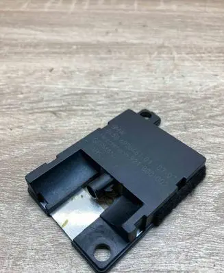 BMW 3 E90 E91 Bluetooth antenna 6928461