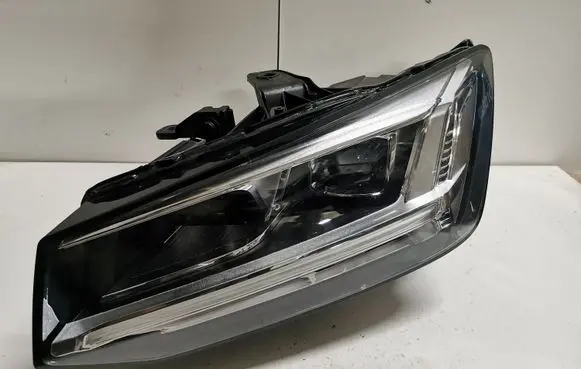 Audi Q2 - Headlight/headlamp 81A941033A 7PP941572AC