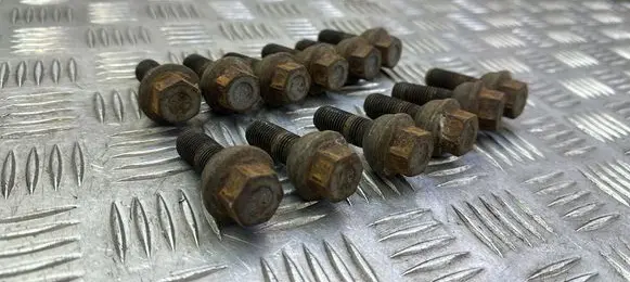 Mercedes-Benz Sprinter W906 Nuts/bolts 