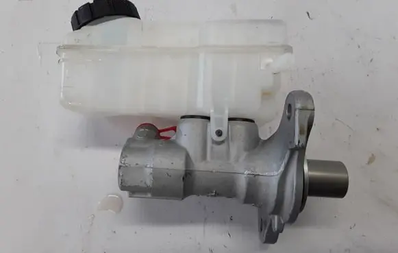 Renault Captur Master brake cylinder 460119686R