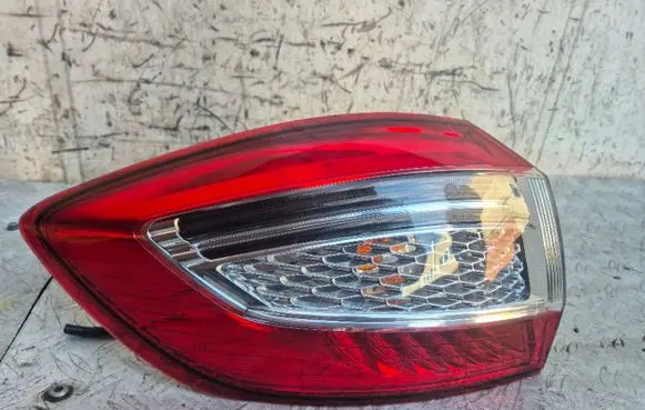Ford Mondeo MK IV Rear/tail lights BS7113405B