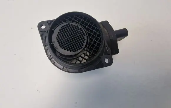 Volkswagen Golf V Mass air flow meter 038906461B