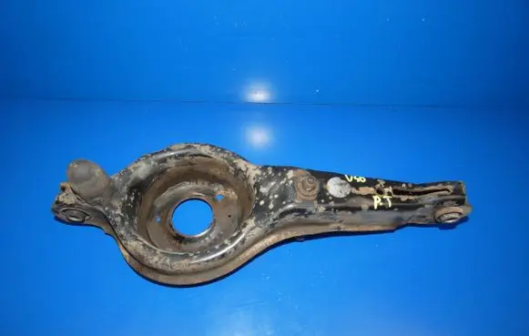 Volvo V40 Rear control arm 
