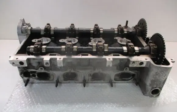 Opel Signum Engine head 24430374 Z22YH