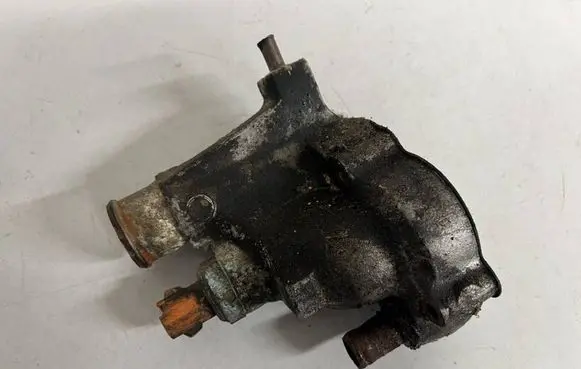 Ford Escort Engine coolant pipe/hose 86SF8K572AA