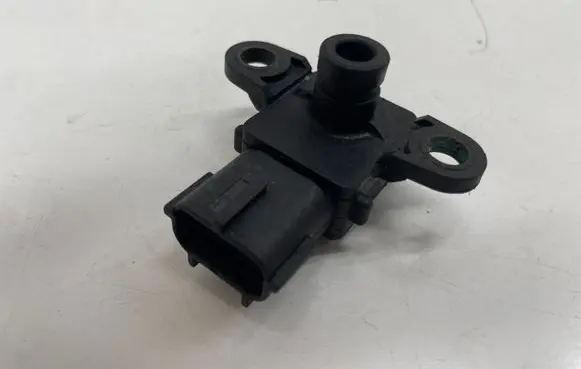 Opel Zafira B Air pressure sensor 24426679