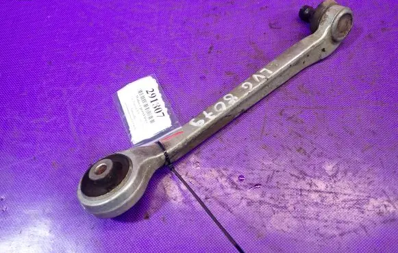Volkswagen PASSAT B5 Front control arm