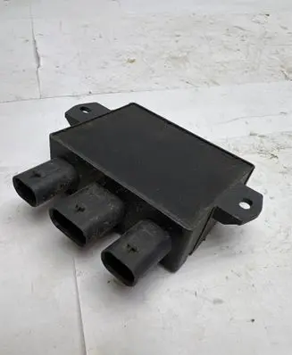 Volvo S90, V90 Trunk lid opening control unit C43490108
