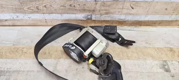 Volvo V60 Rear seatbelt 39800488 616202800 616159000