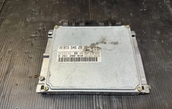Mercedes-Benz S W140 Engine control unit/module 0155452932 26RT9099 0261200918