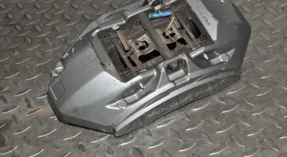Mercedes-Benz S C217 Front brake caliper