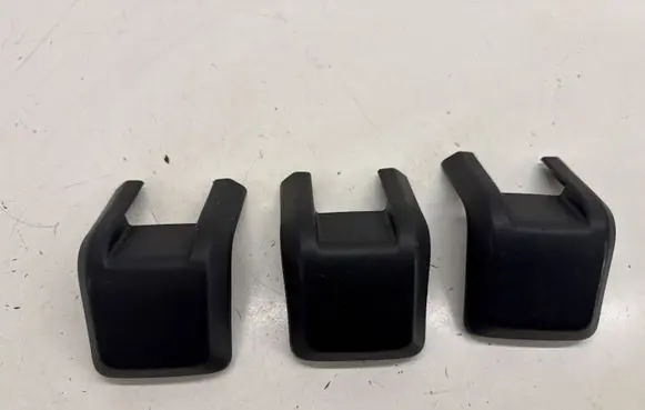 BMW X1 F48 F49 Rear seat rail trim cover 7300168 52207373901 7373901