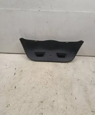 KIA Ceed Tailgate trim 