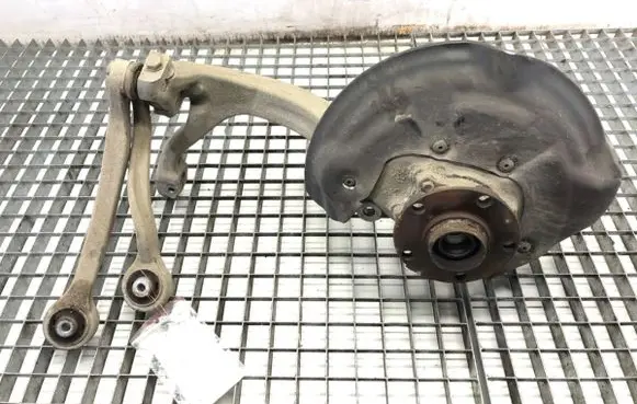 Audi A6 S6 C6 4F Front wheel hub spindle knuckle 