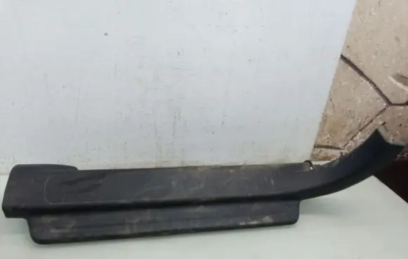 Honda CR-V Front sill trim cover 84201S9AA010