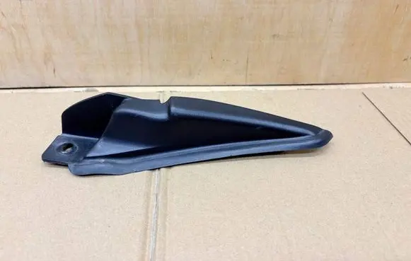 Renault Captur Windshield trim 668622369R