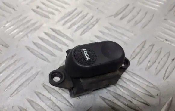 Chrysler PT Cruiser Central locking switch button 