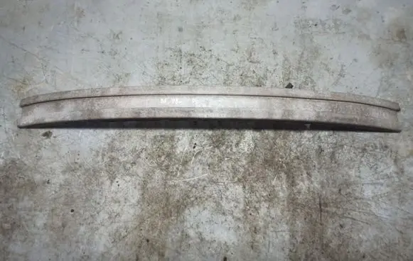 Volkswagen PASSAT B5 Front bumper cross member