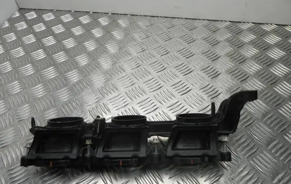 Mercedes-Benz E W212 Intake manifold A2761400944 VD11171