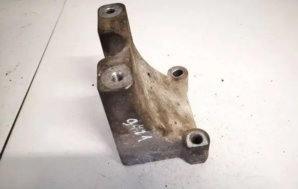 Chrysler 300 - 300C Engine mounting bracket 04578049aa