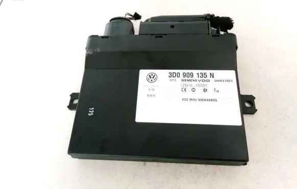 Volkswagen Touareg I Other control units/modules 3D0909135N 5WK47021