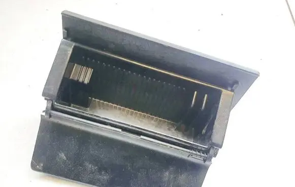 Car ashtray