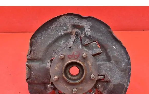 Ford Kuga I Front wheel hub spindle knuckle