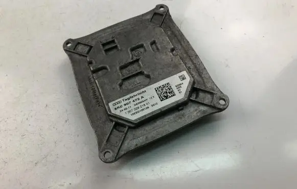 Audi A4 S4 B8 8K Light module LCM 8K0907472A