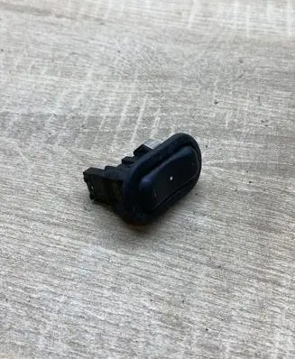 Opel Zafira A Electric window control switch 13363100 90561388