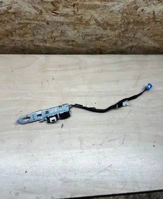 Toyota C-HR I Aerial antenna amplifier 86101F4010