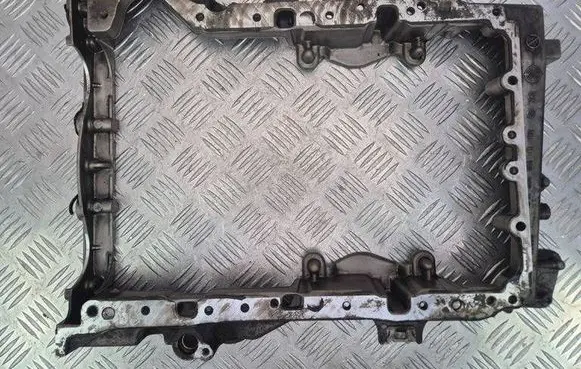 Mercedes-Benz E W212 Oil sump A6510141502
