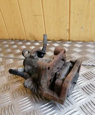 Rear brake caliper