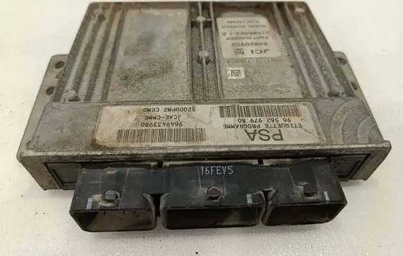 Citroen C3 Engine control unit/module 9656297980 84820V02 215850821A